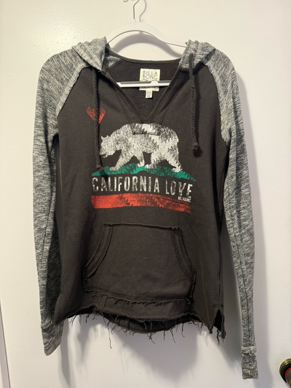 Billabong Black Hoodie with Gray Raglan Sleeves and Multicolor Graphic